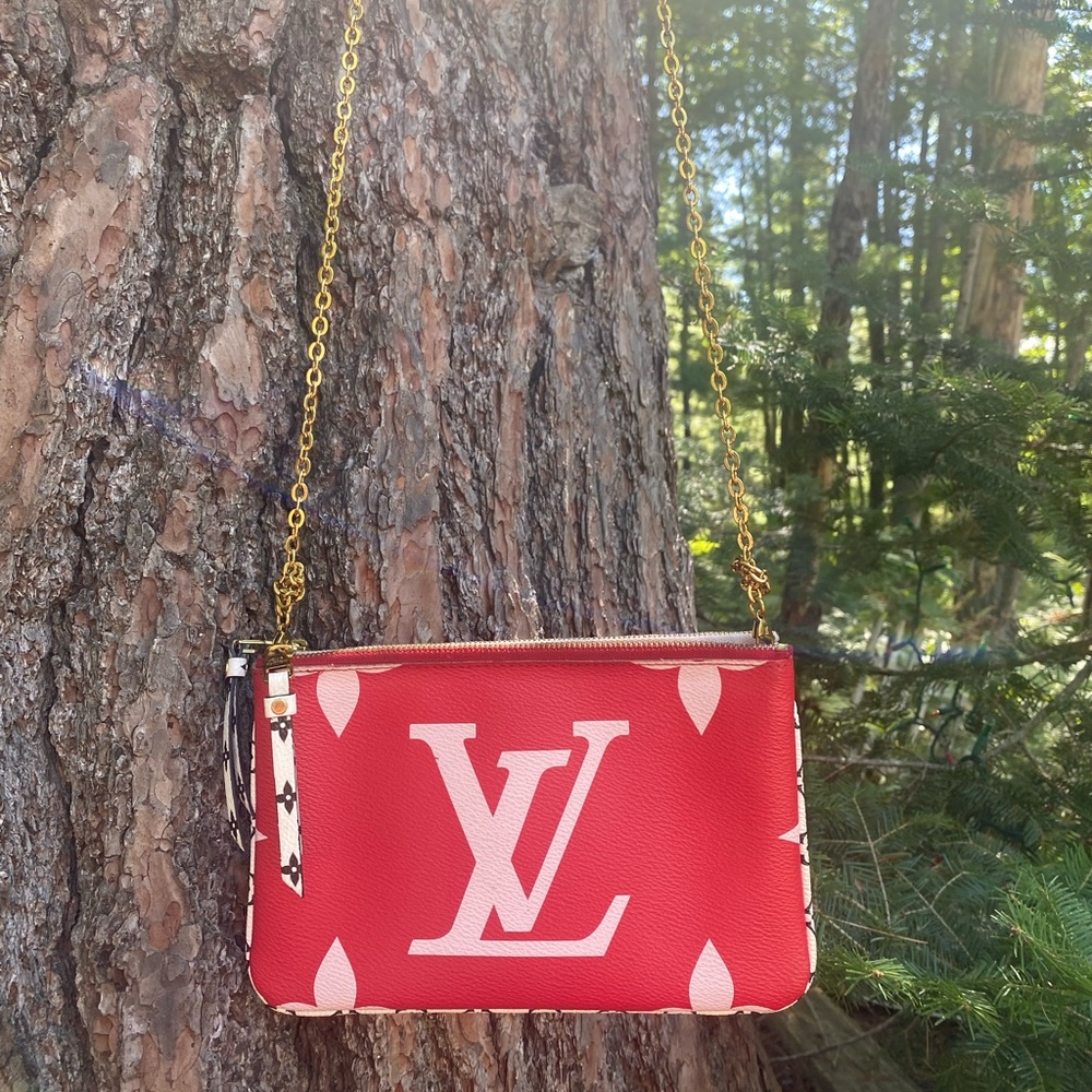 Louis Vuitton Pochette Giant Monogram Double Zip